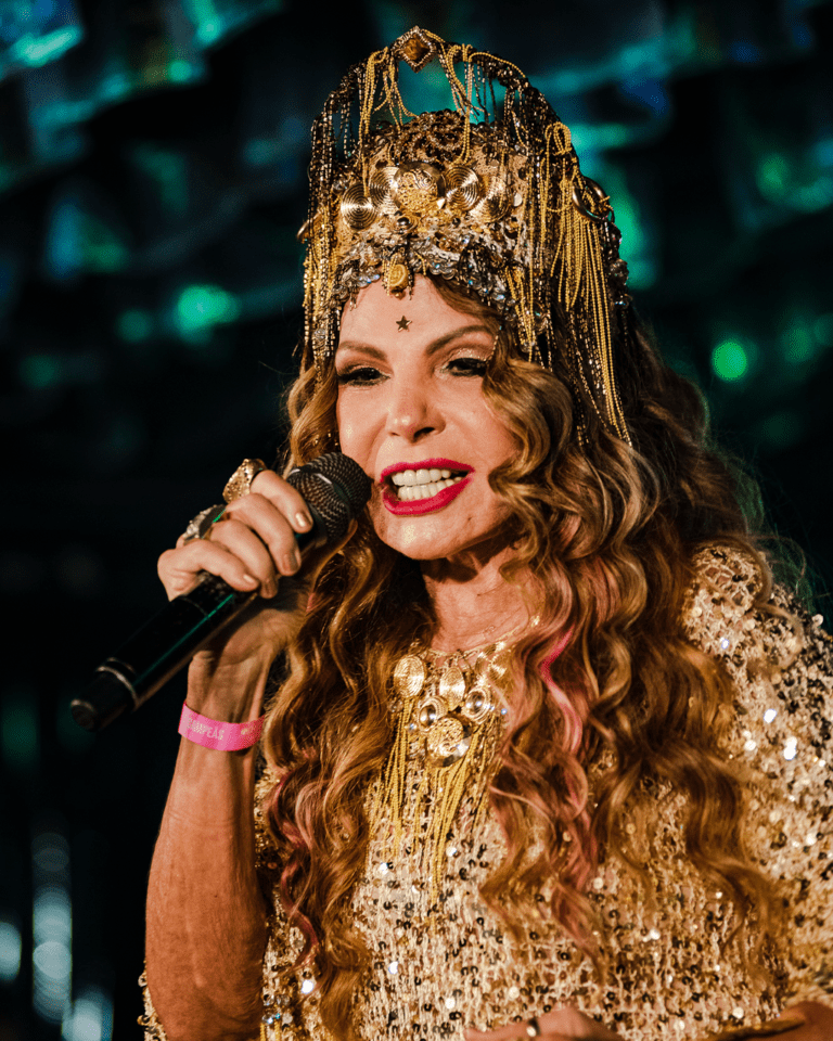 Elba Ramalho | Camarote Folia Tropical - Carnaval Sapucaí 2025