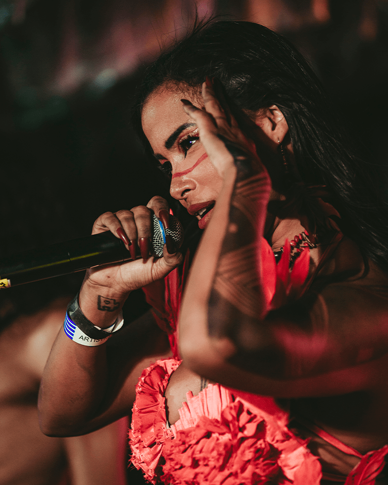 Kaê Guajajara | Camarote Folia Tropical - Carnaval Sapucaí 2025